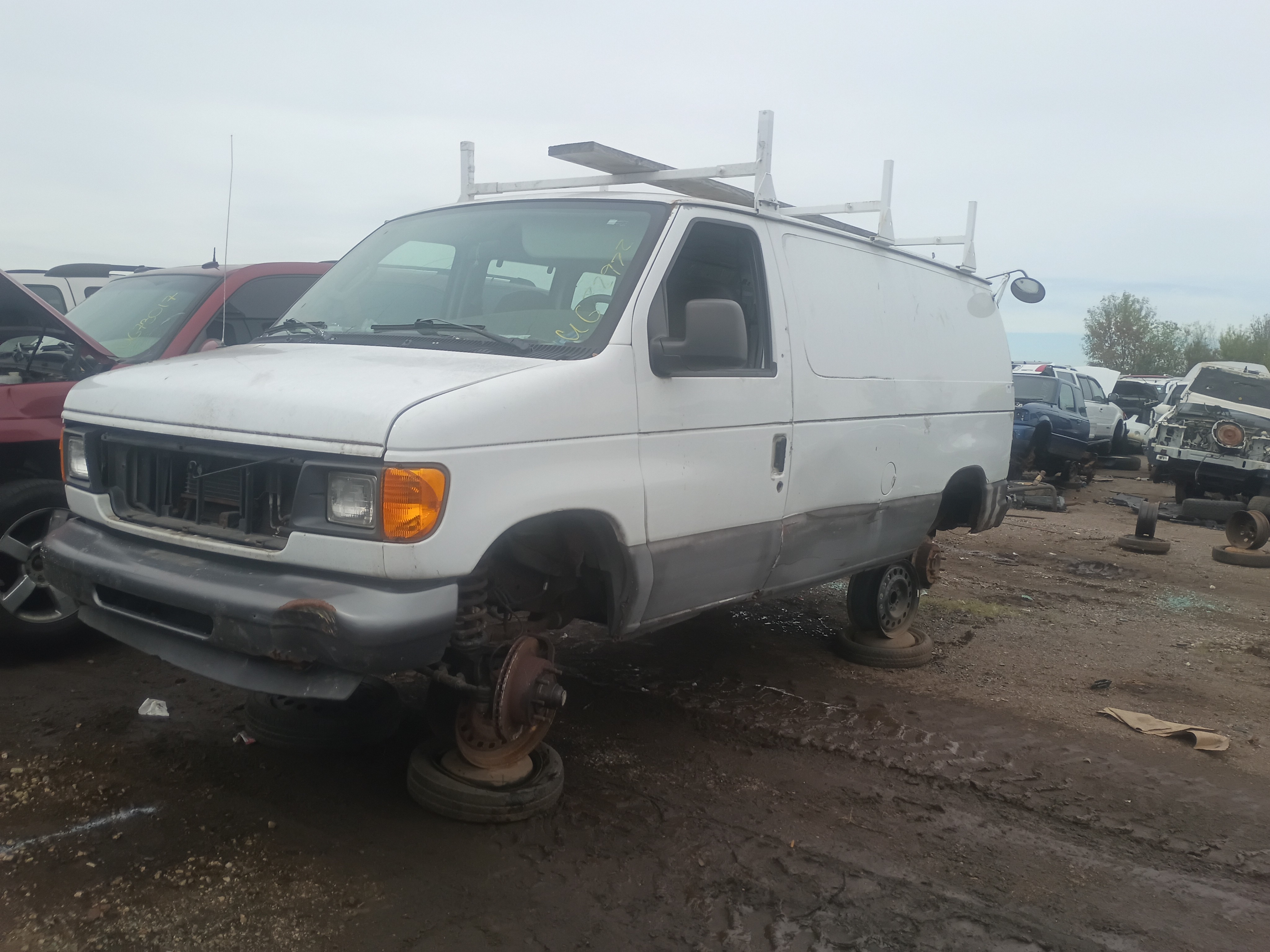 2003 FORD E-250