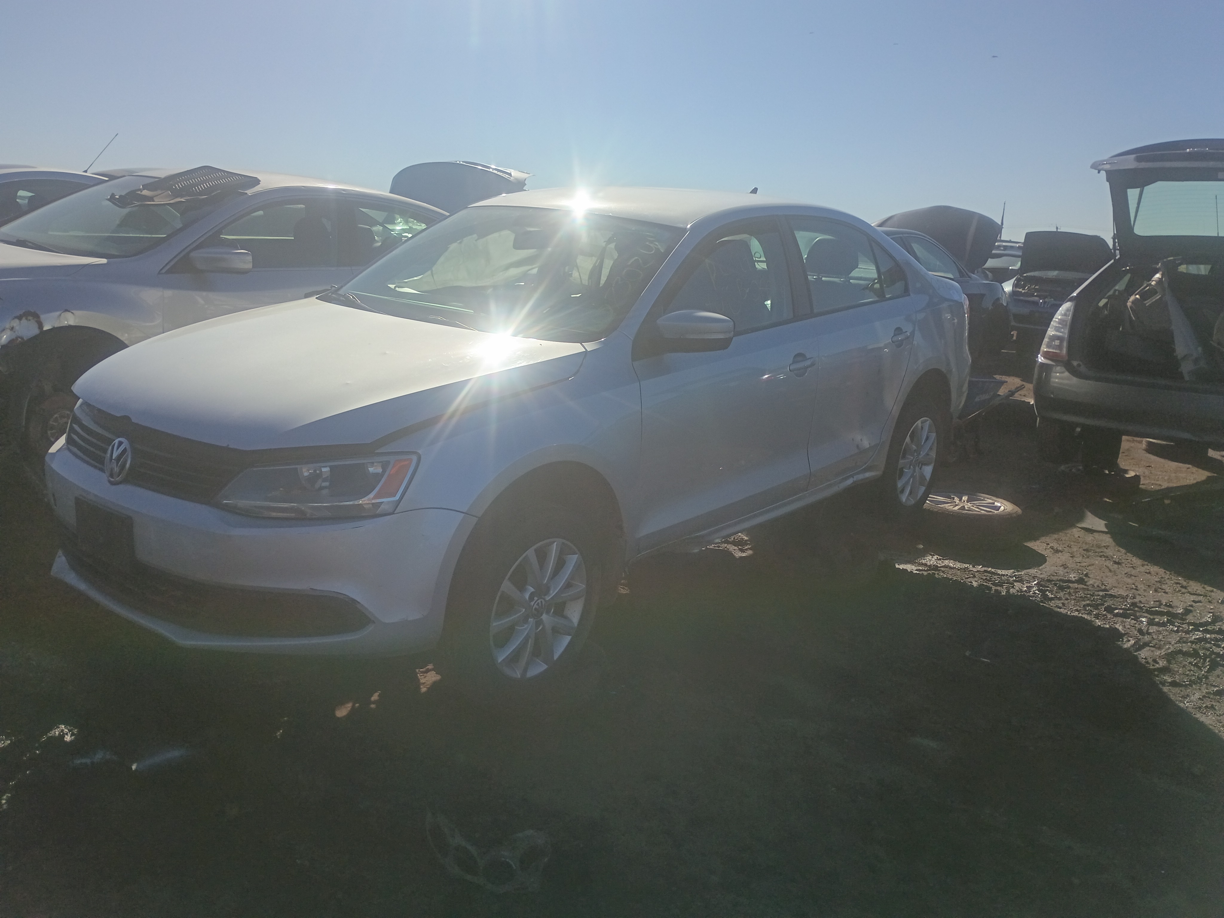 2011 VOLKSWAGEN Jetta