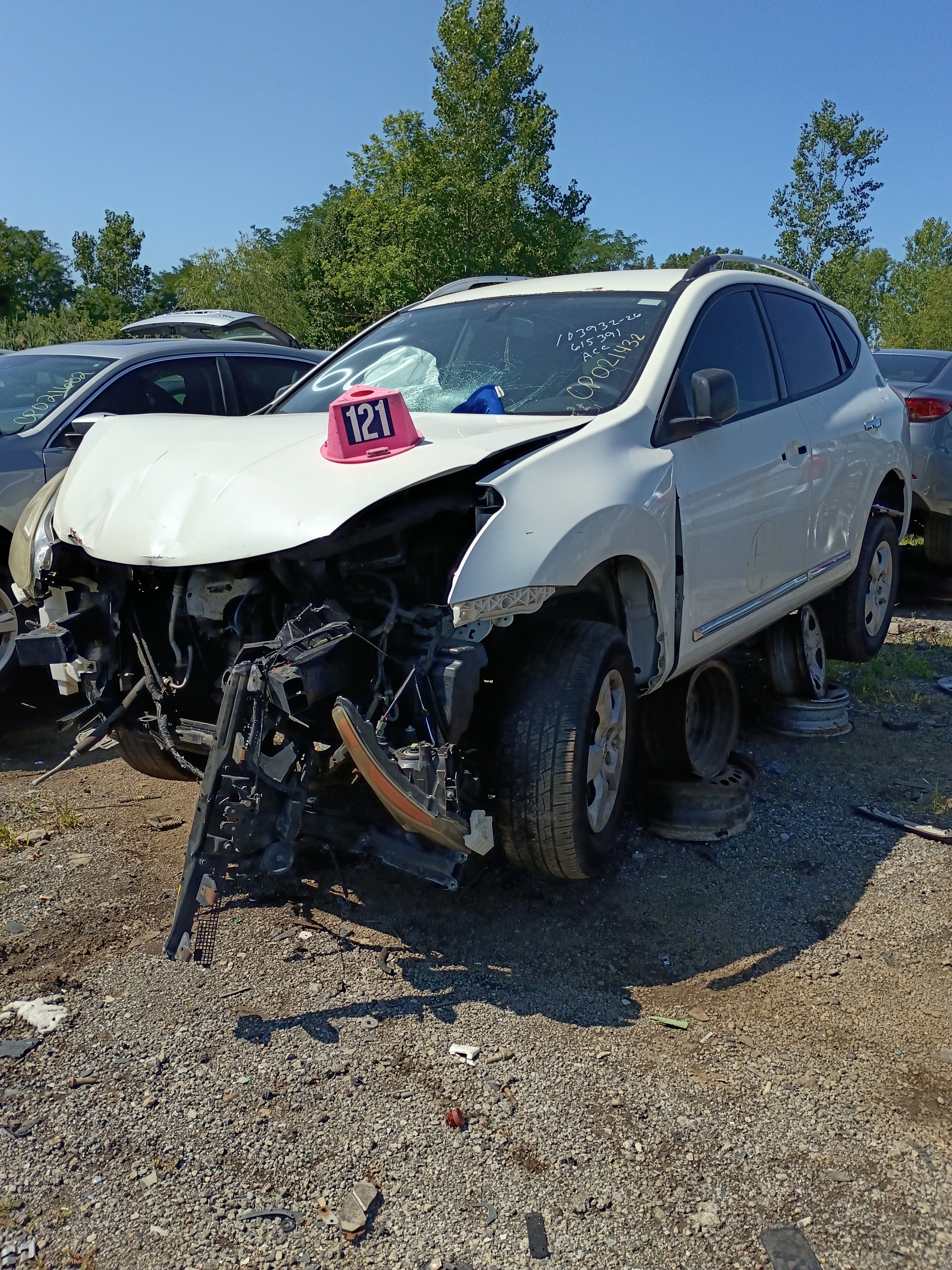 2014 NISSAN Rogue Select