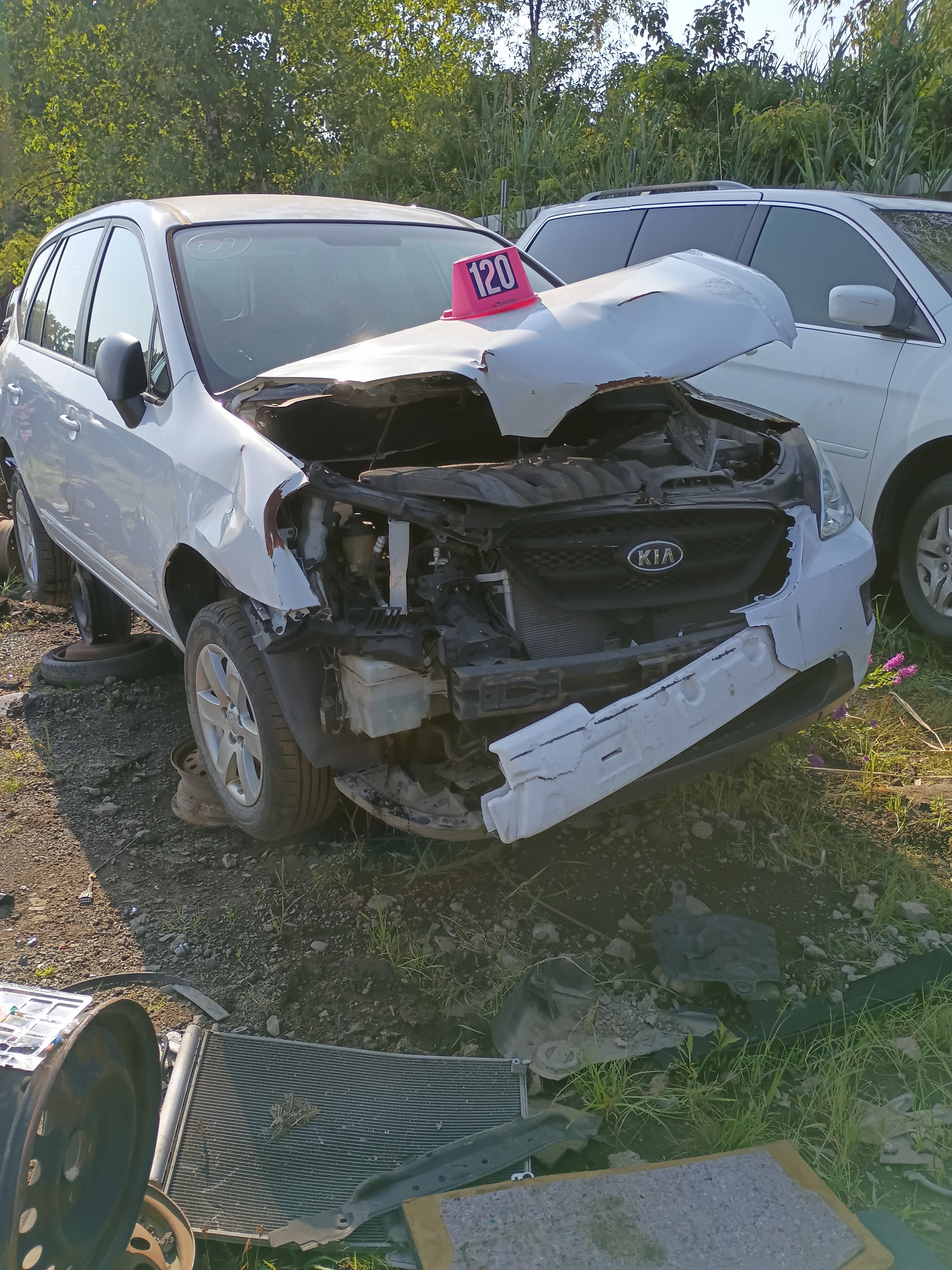 2007 KIA Rondo