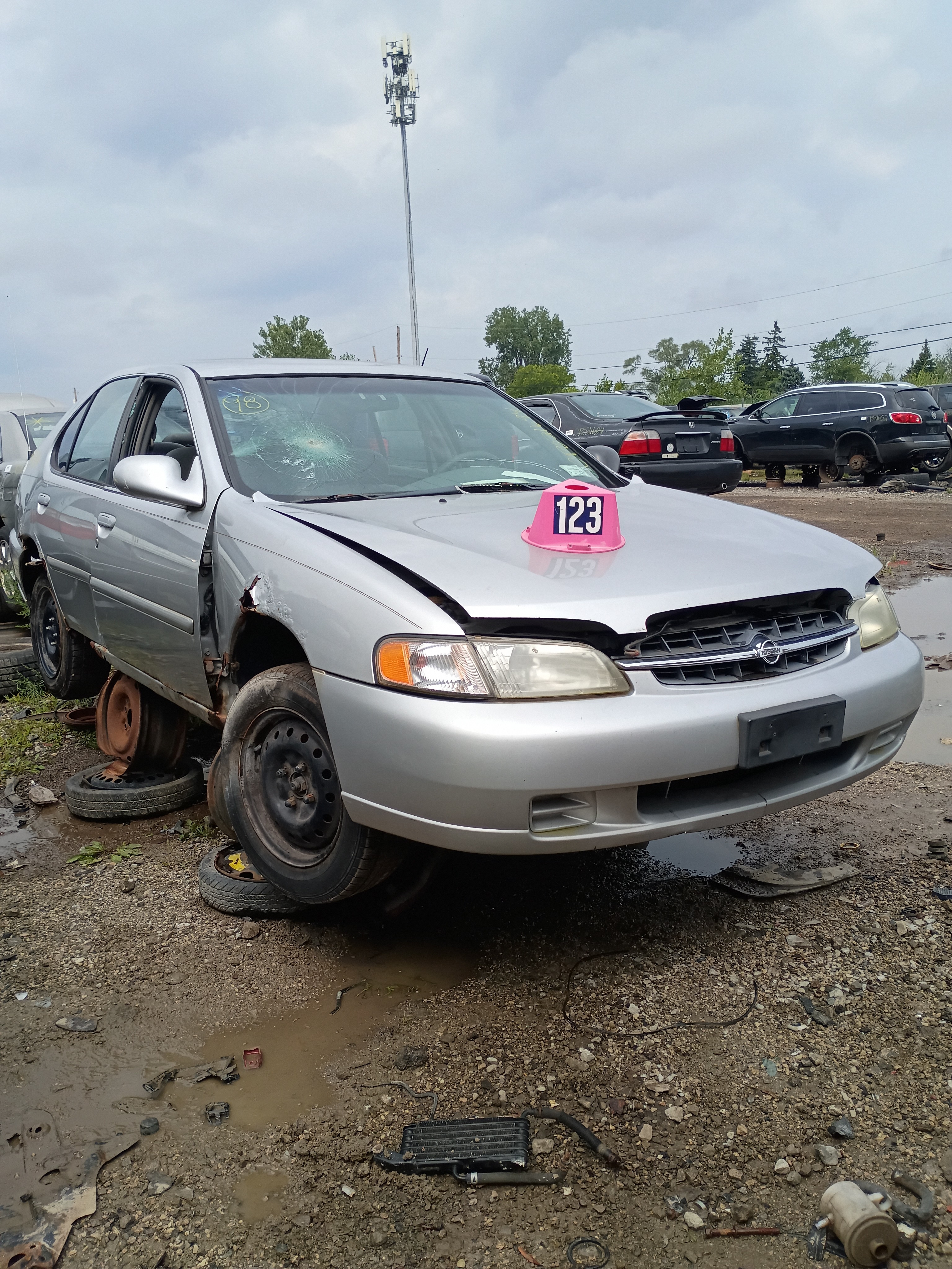 1998 NISSAN Altima