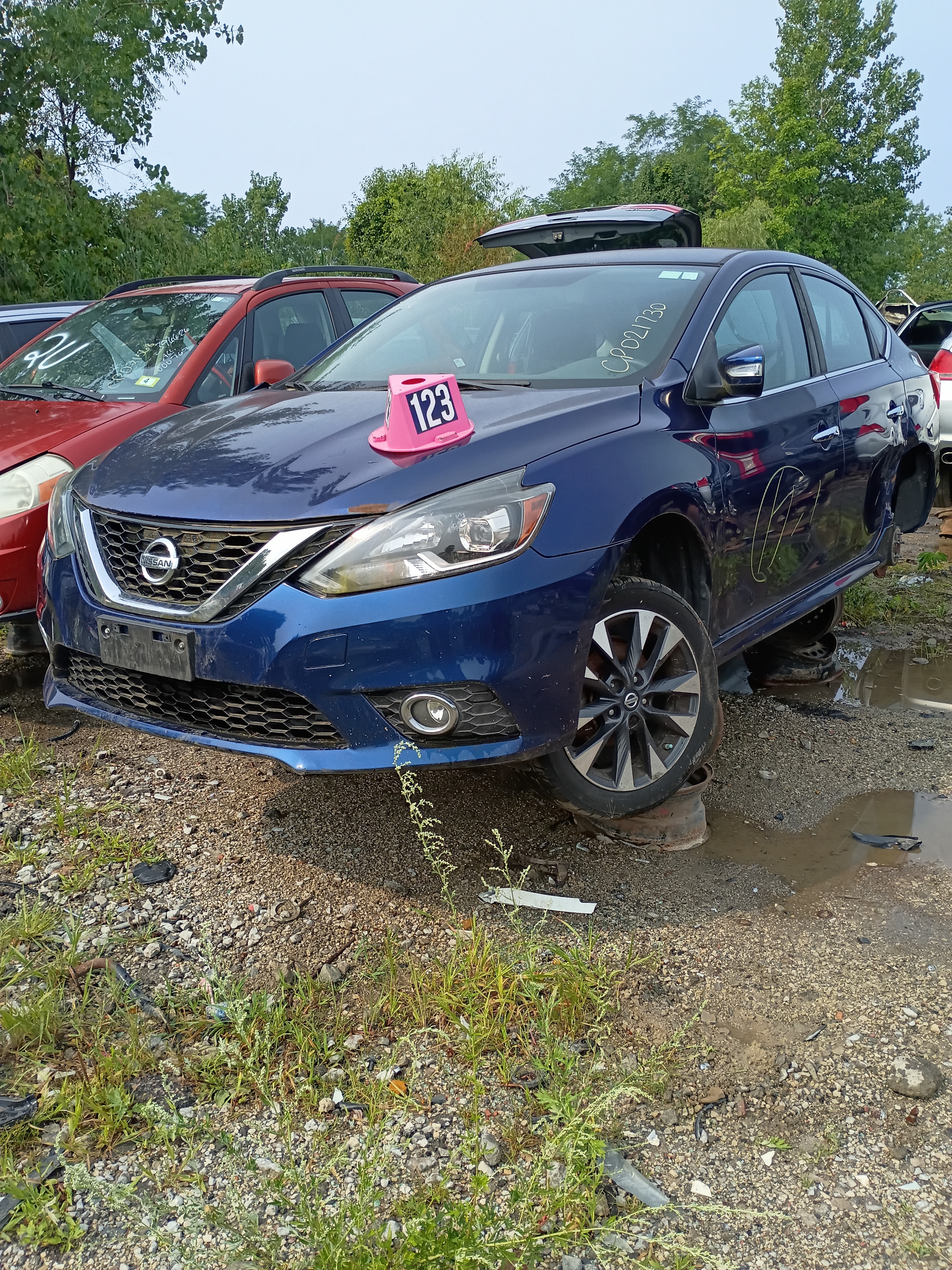2016 NISSAN Sentra