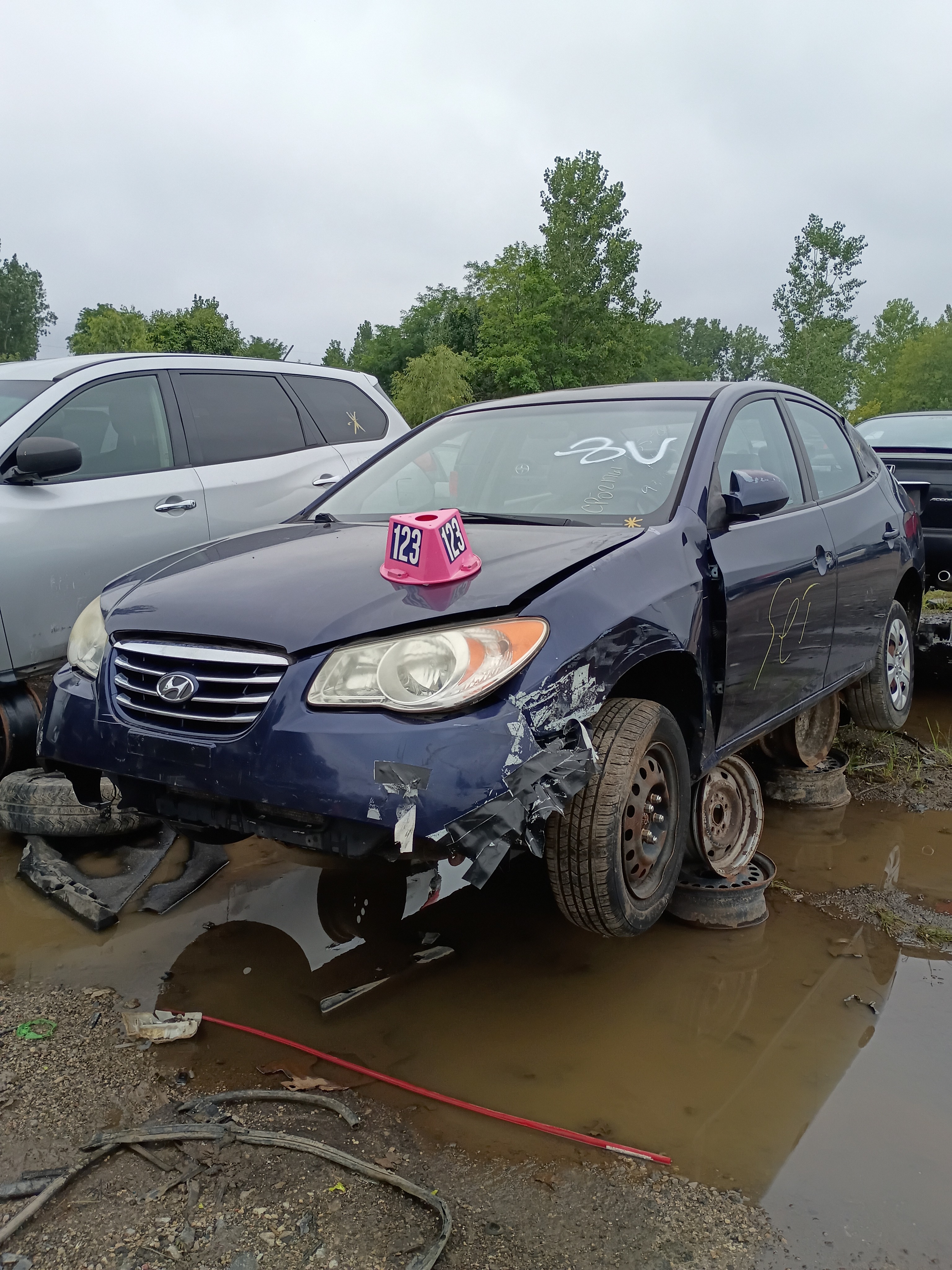 2010 HYUNDAI Elantra
