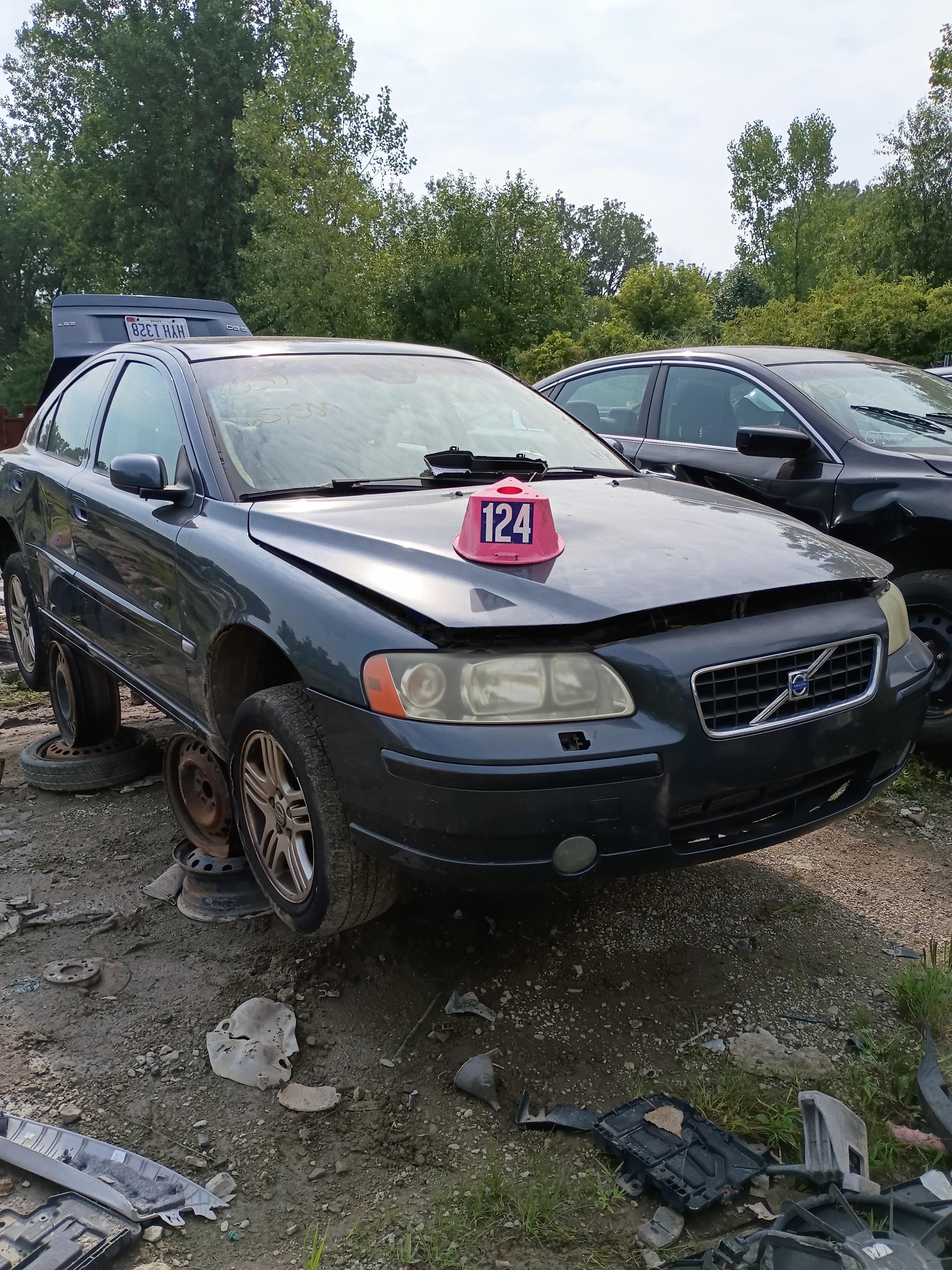 2005 VOLVO S60