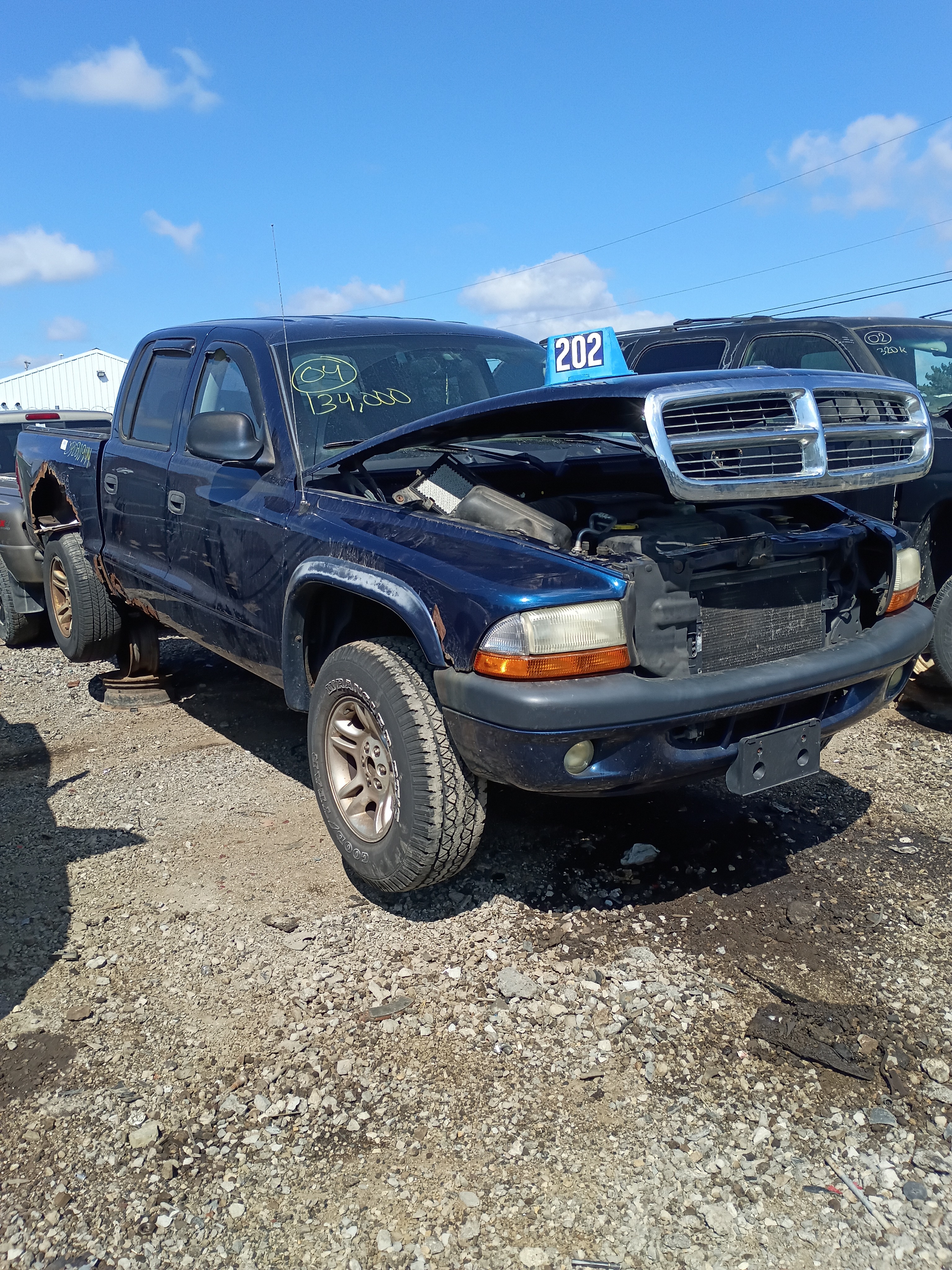 2004 DODGE Dakota