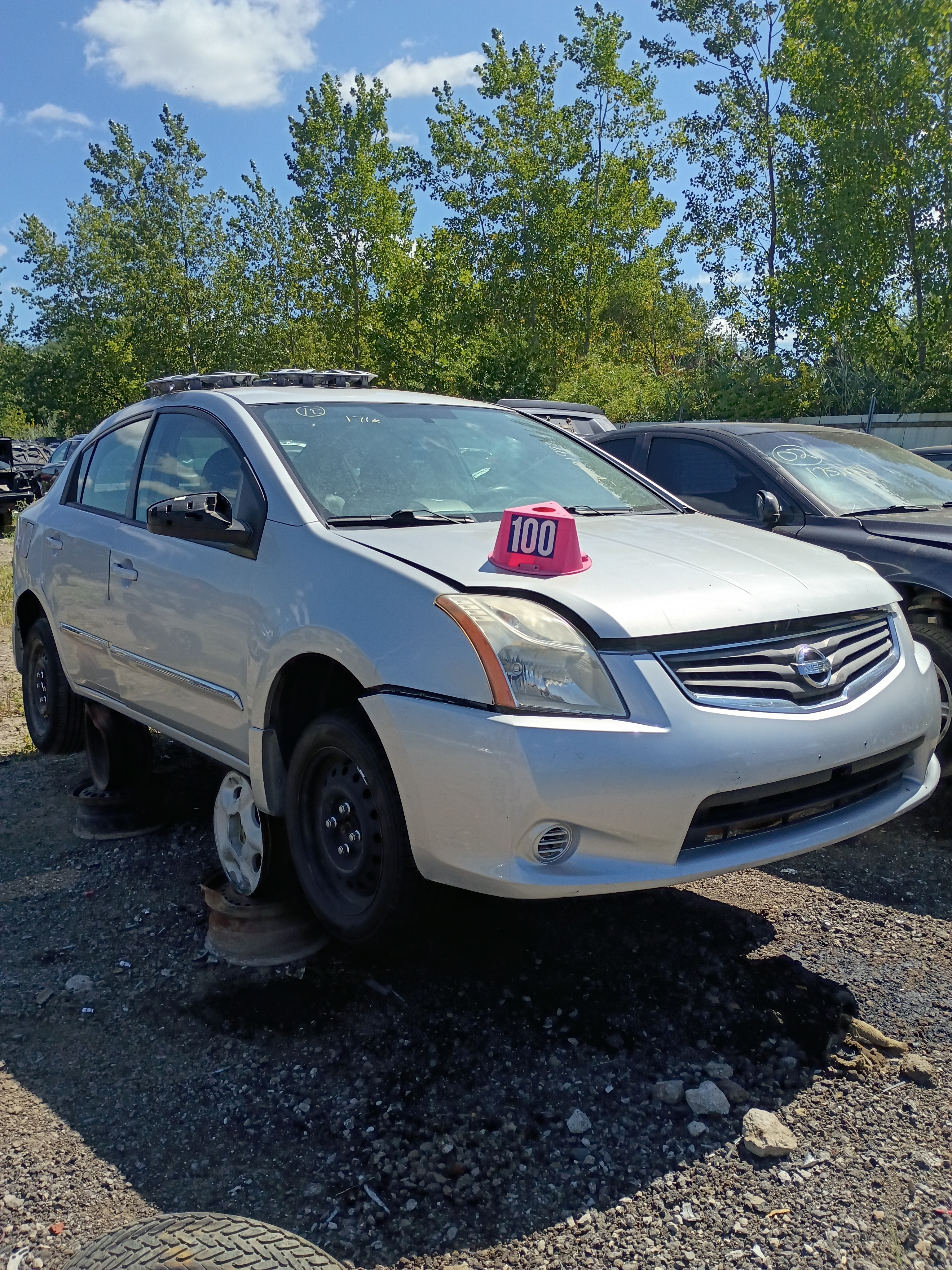 2010 NISSAN Sentra