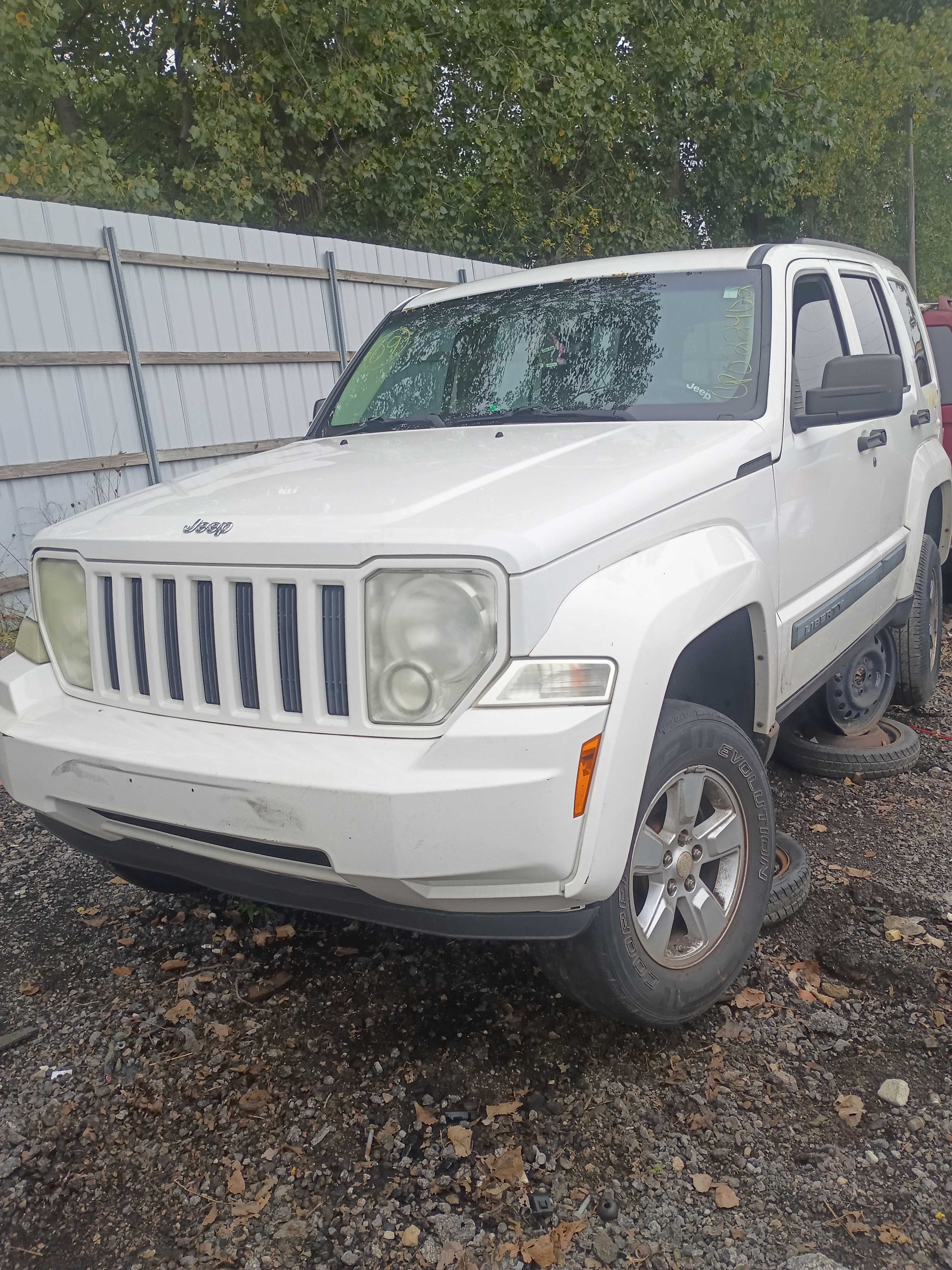 2009 JEEP Liberty