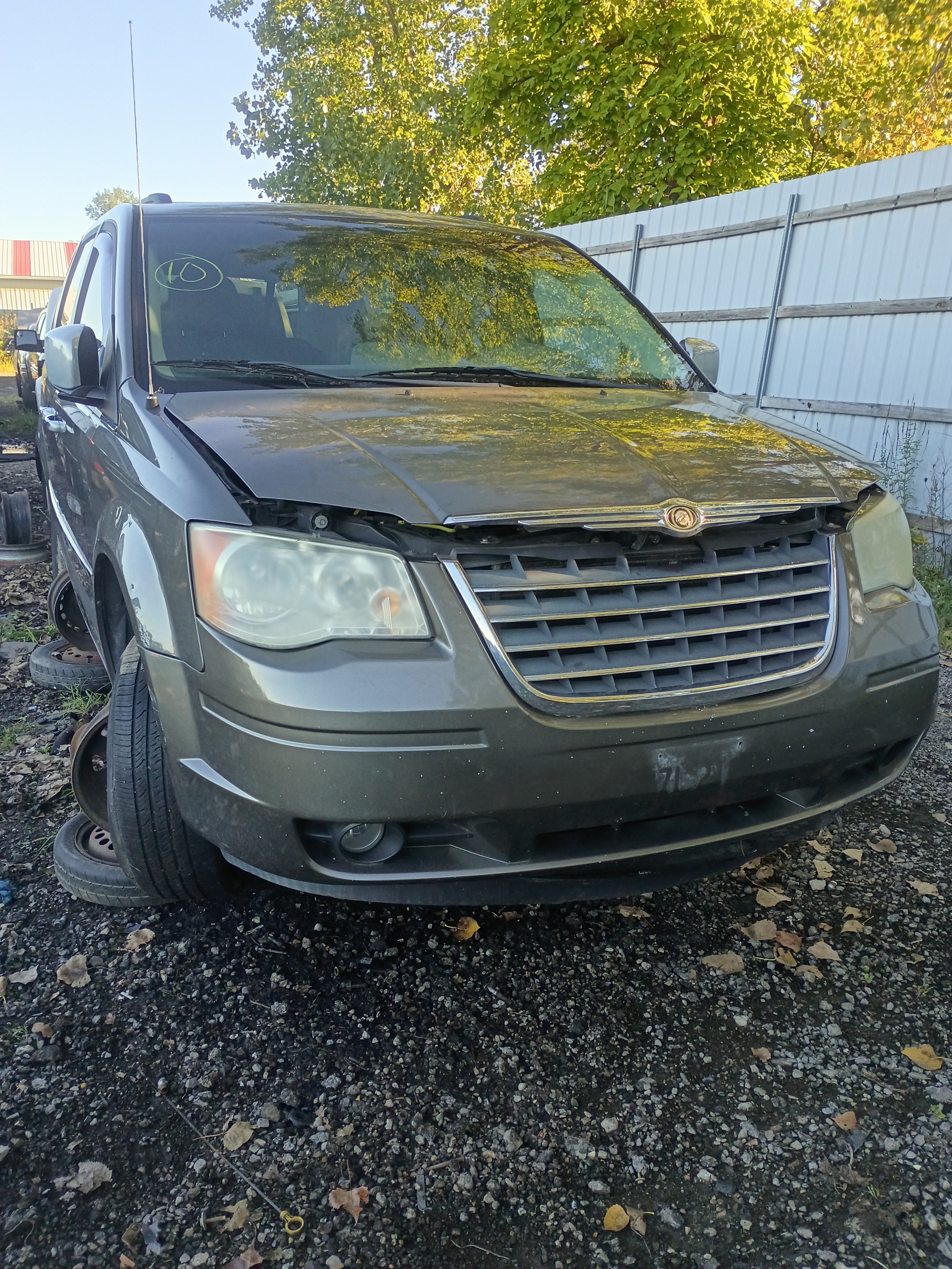 2010 CHRYSLER Town and Country
