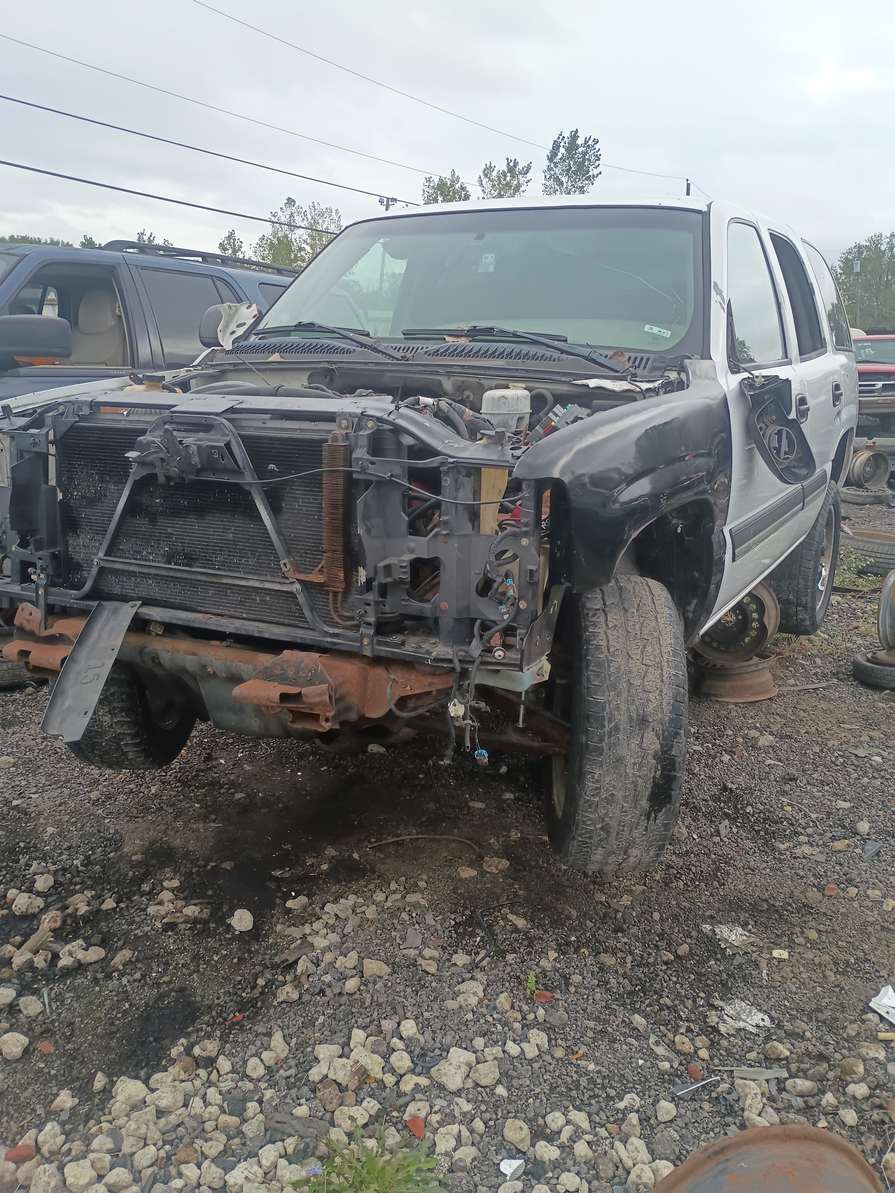 2004 CHEVROLET Tahoe