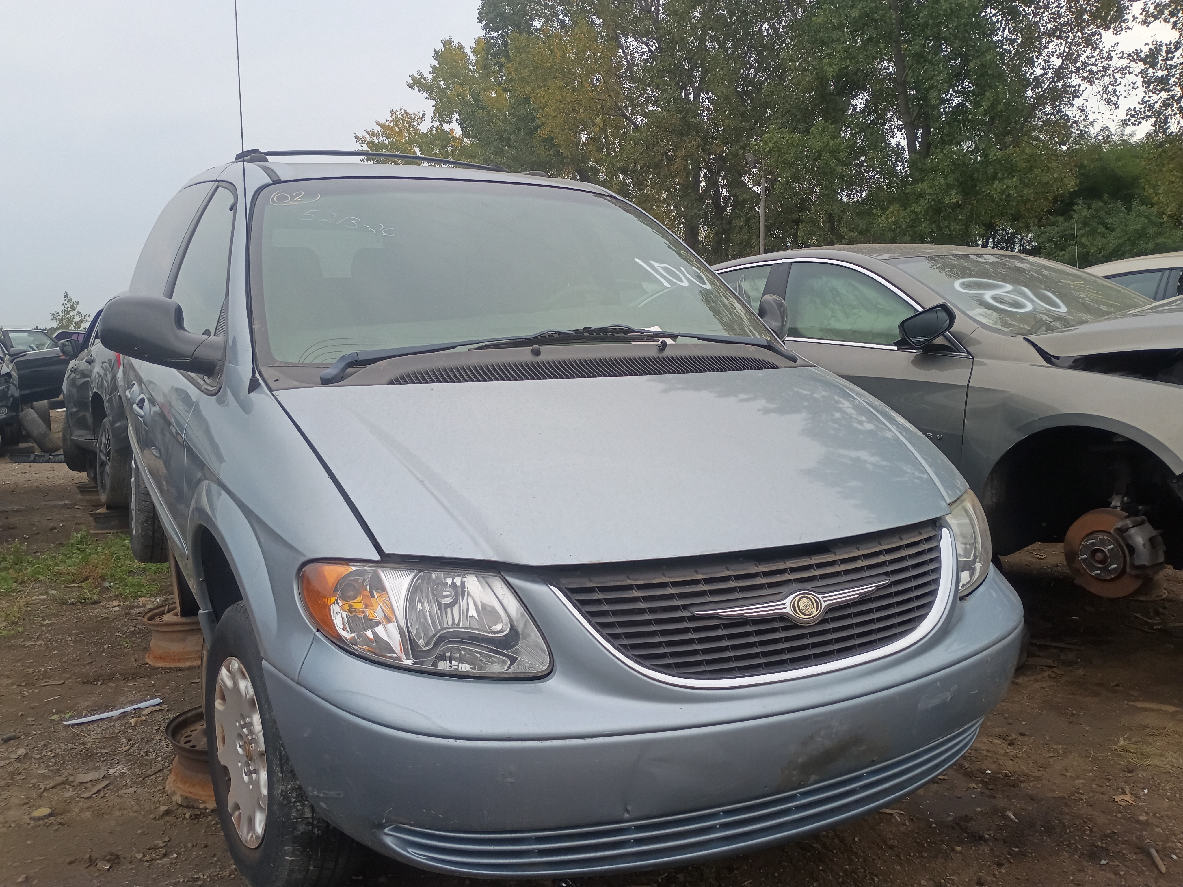 2002 CHRYSLER Town and Country