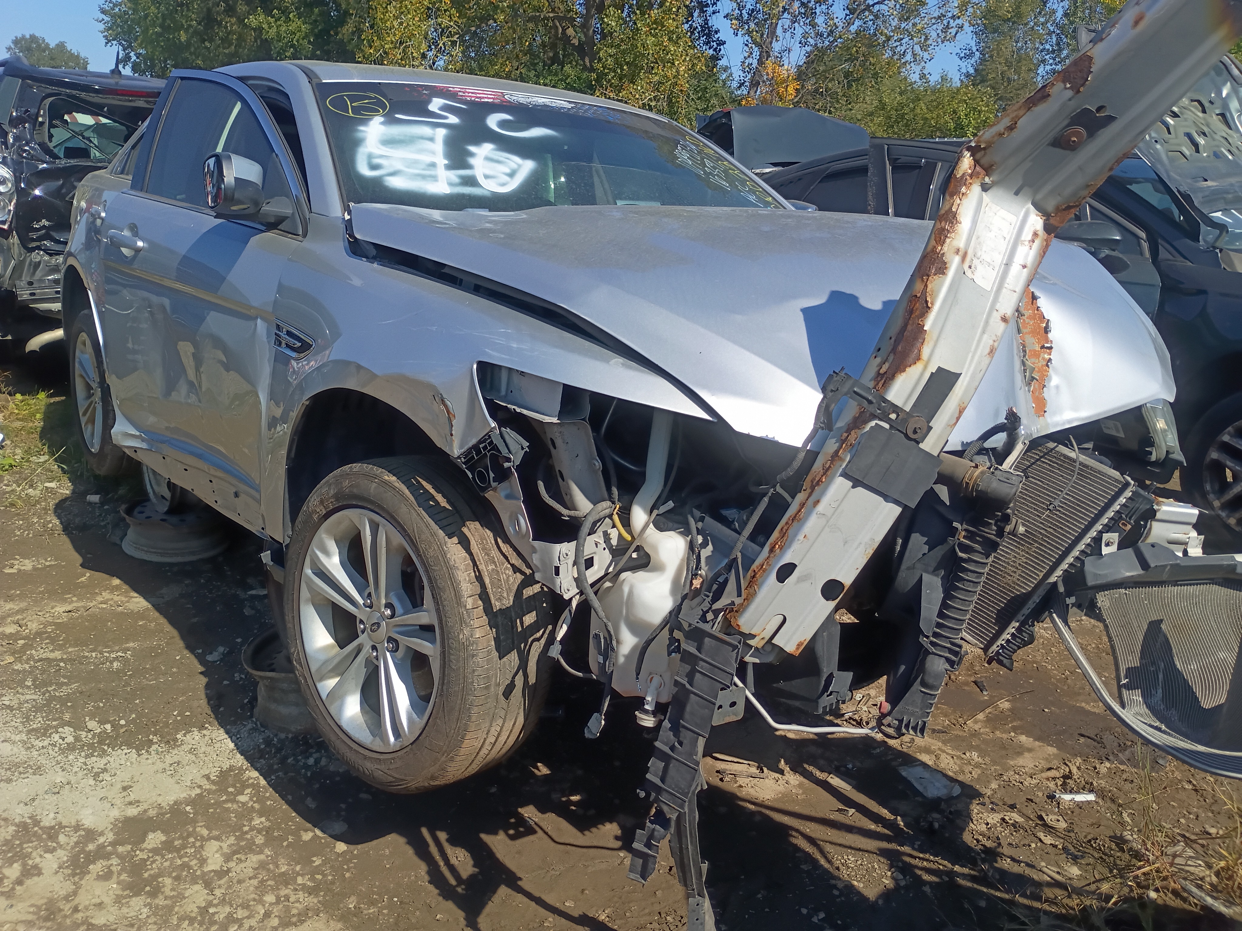 2015 FORD Taurus